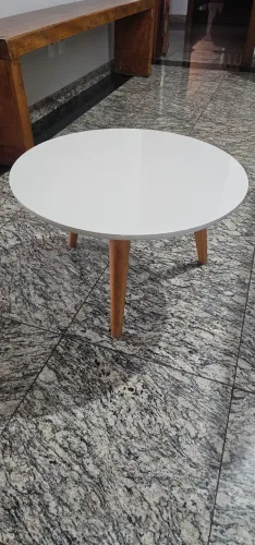 MESA DE CENTRO LINDA..