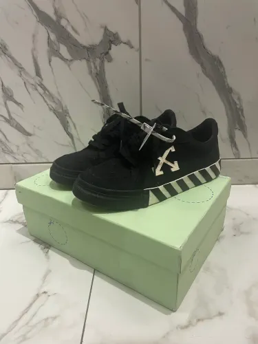Tênis Off White Vulcanized Low