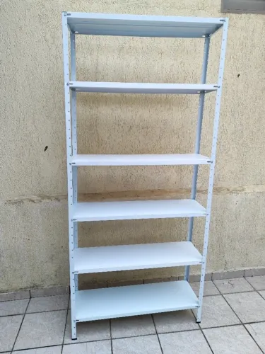 Prateleira de Aço 2m de Altura com 6 Bandejas 30cm de Profundidade - Grande e Conservada