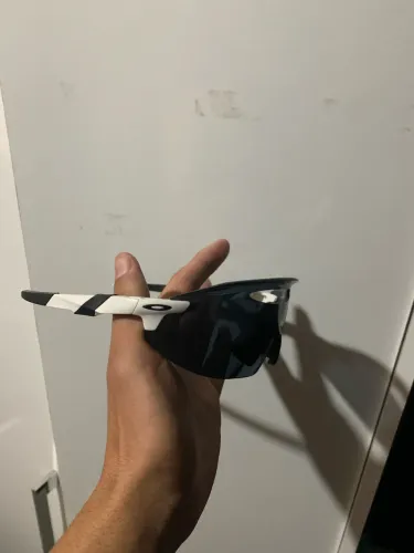 Tênis oakley mais óculos oakley