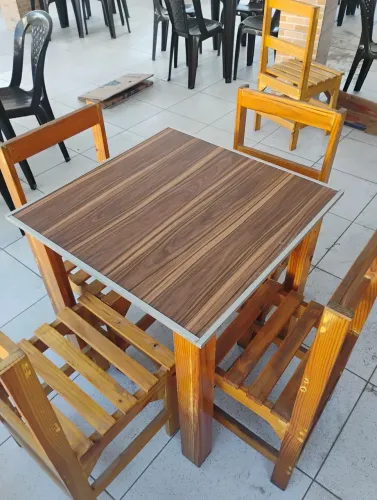 Jogo de mesas