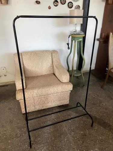Arara de roupa pequena/ baixa
