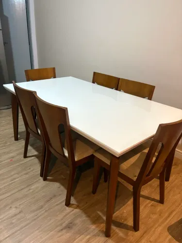 Conjunto Sala de Jantar Mesa Madeira Vidro Branco + 6 Cadeiras