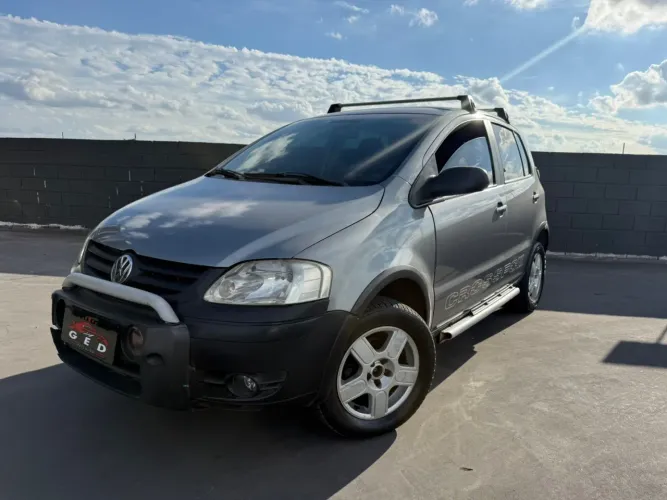 Volkswagen Crossfox 1.6 MI Total Flex 8V 5P 2006