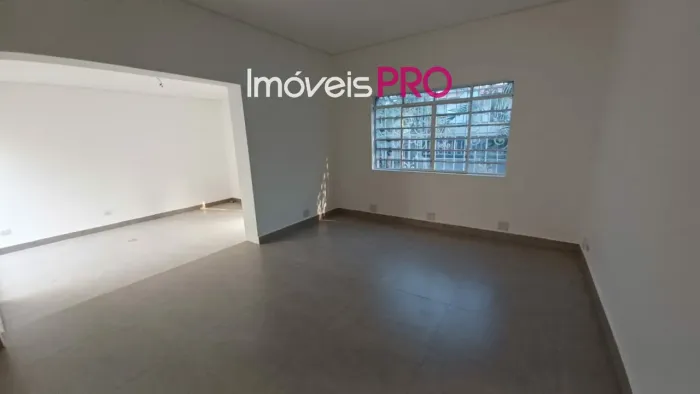 Brooklin, Casa térrea com 4 quartos, 3 banheiros, 1 vaga, perto das vias principais