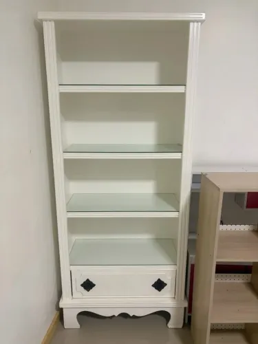 Estante/livreiro clássico/provençal Branco