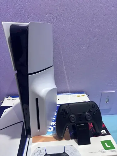 Ps5 Slim com leitor - 1 Controle