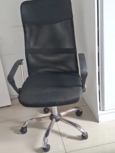 Cadeira de Escritório Ergonômica 