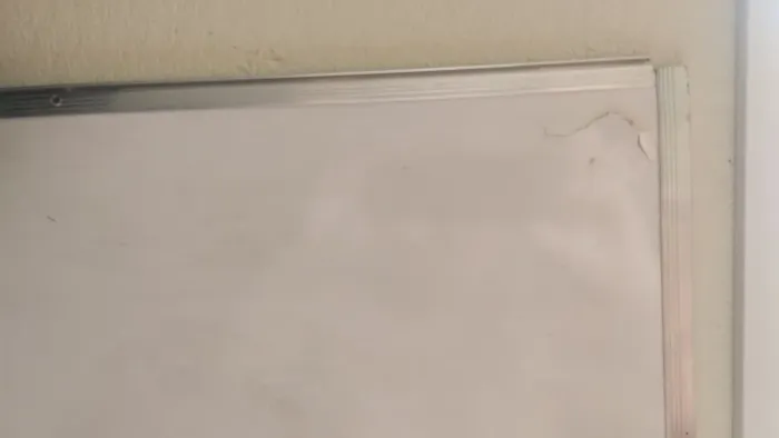 Quadro branco 1,20 + canetas 