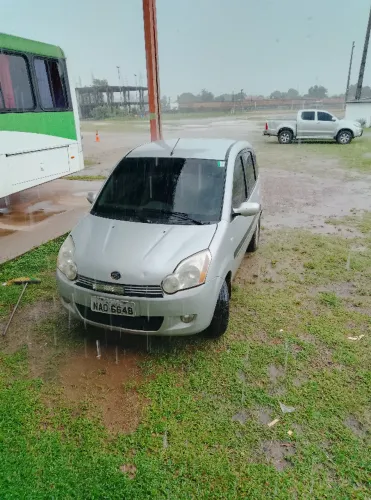Effa M-100 1.0 8V 5P 2011