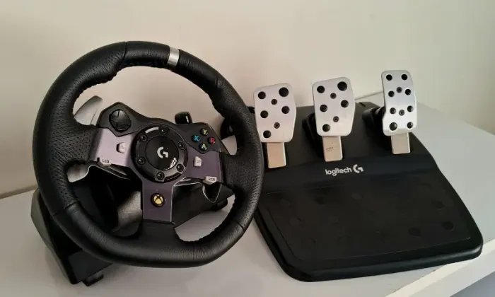 Volante G920 simulador Estado de Novo ( leia a descrição)