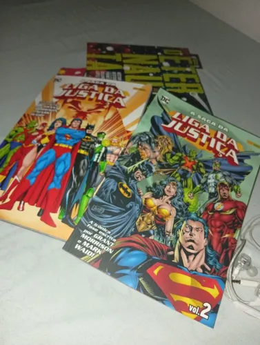 A Saga liga da justiça vol 1 e 2