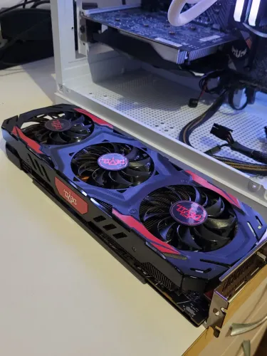 RX 570 4GB RedDevil - Funcionando perfeitamente | Excelente estado