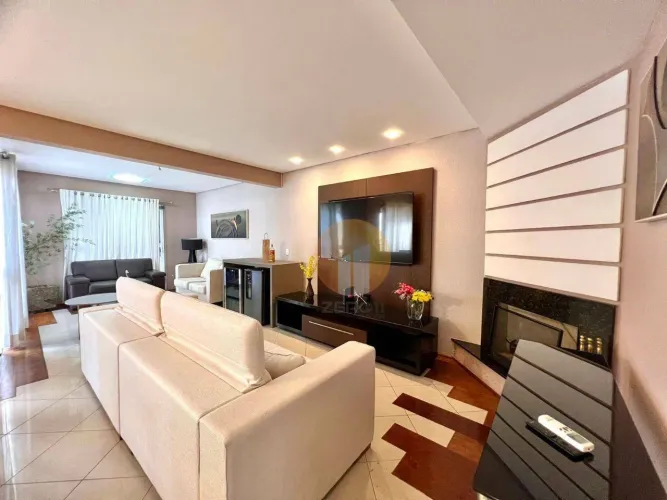 Casa com 3 dormitórios, 187 m² - venda por R$ 1.900.000 ou aluguel por R$ 13.945/mês - Tam