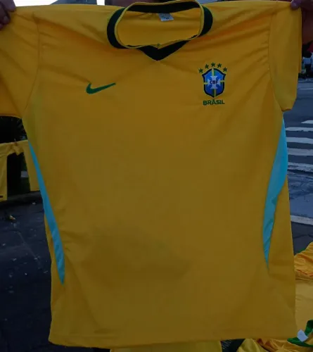 Camisetas do Brasil