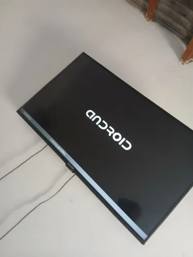 Tv multillaser 32 polegada não é LCD