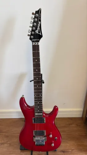 Ibanez JS Series Joe Satriani JS100 - Excelente Estado / Regulada