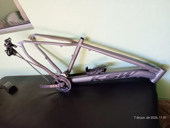 Quadro de bicicleta novo peças 