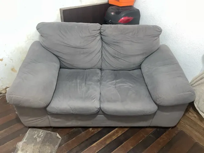Sofá 2 lugares
