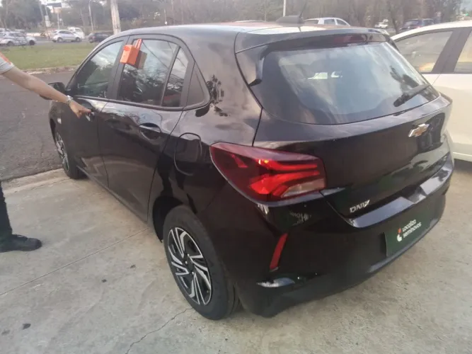 Chevrolet Onix Hatch LT 1.0 12V Flex Mec. 4P 2025