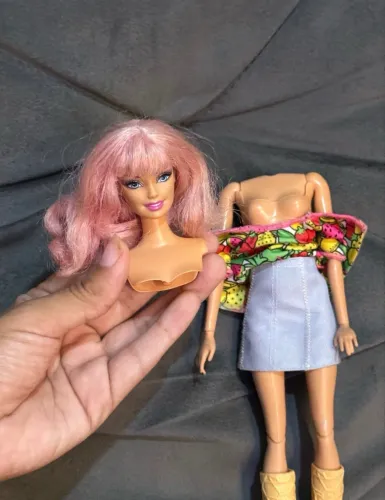 barbie fashionistas swappin styles articulada remove a cabeça