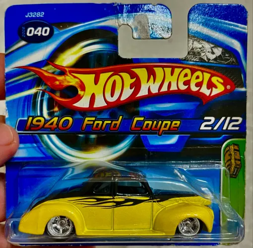 T- Hunt Hot Wheels 1940 Ford Coupe pneus de borracha Lacrado 2008 #040