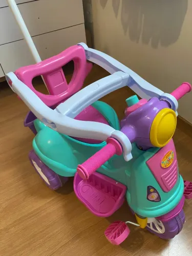 Vendo triciclo infantil