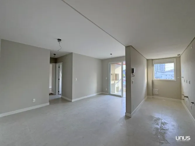 Apartamento novo com 2 quartos à venda na Agronômica, Florianópolis