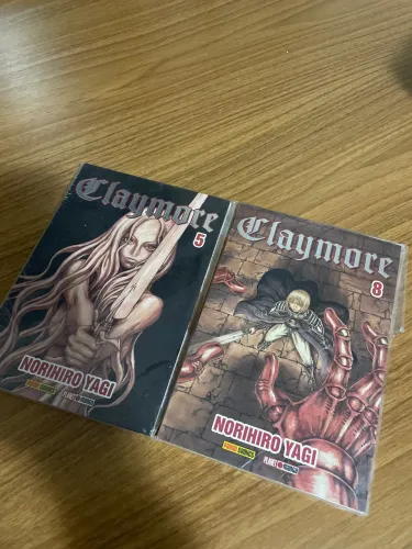 Mangás Claymore 5 e 8