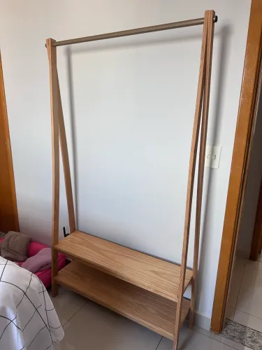 Arara Organizadora de Roupas