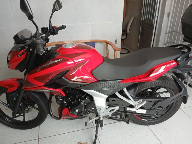 Vendo uma Bajaj semi nova