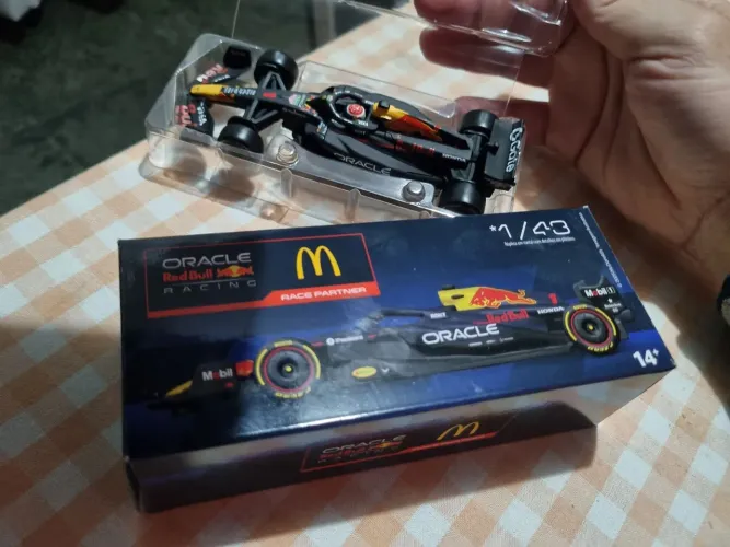F1 miniatura Red Bull