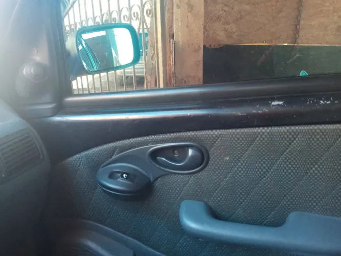 Fiat Palio EL 1.5 MPI 2P E 4P 1997