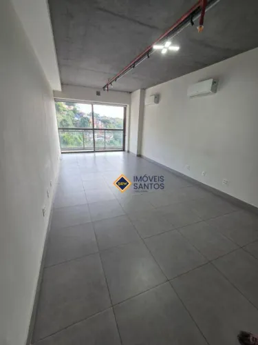 Sala Comercial no Valongo Brasil | 42m² | 1 vaga