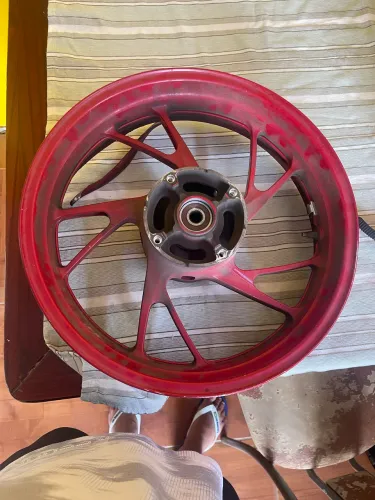 Roda de moto cb twister