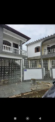 DUAS CASAS