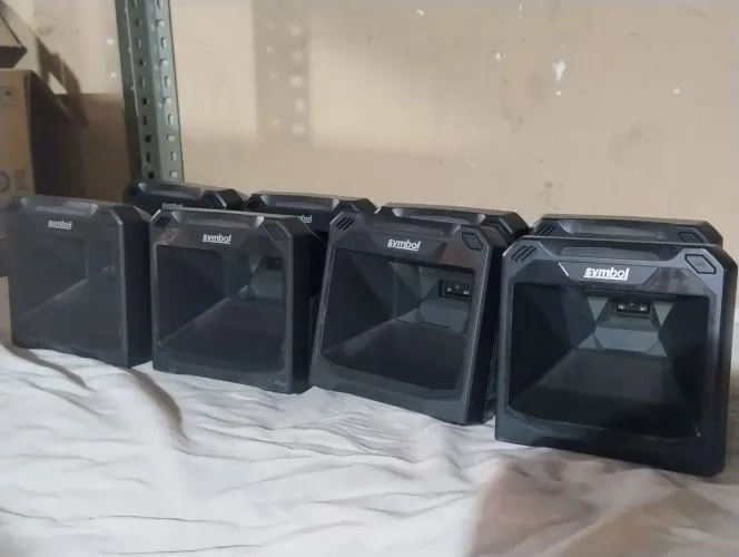 Leitor Fixo de Mesa DS 7708 | Symbol lote 8 unidades <br>8 unidades <br>Preço 8000,00