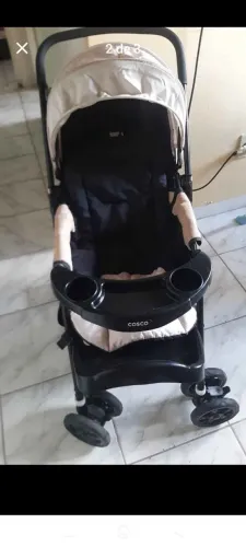 Conjunto Carrinho + Bebê Conforto