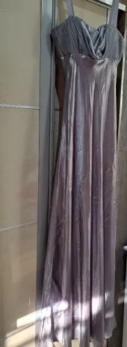 Vestido feminino longo de festa