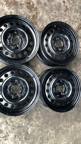 Vendo Rodas aros 14 de ferro bom!!