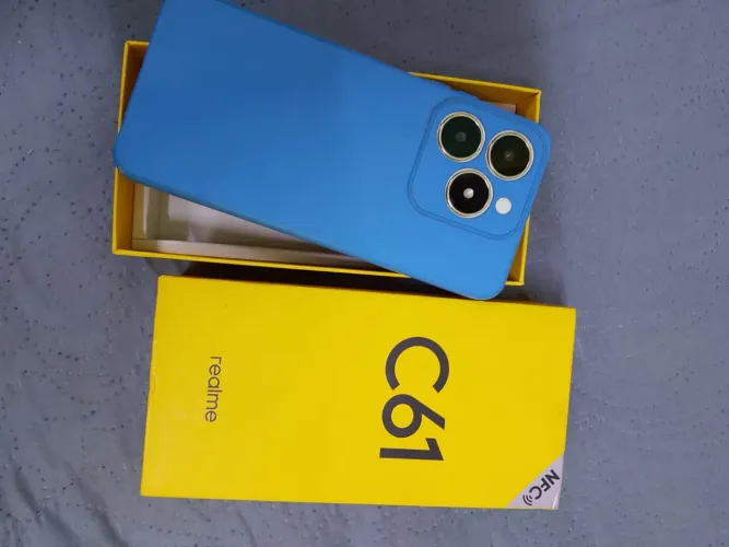 Celular C61