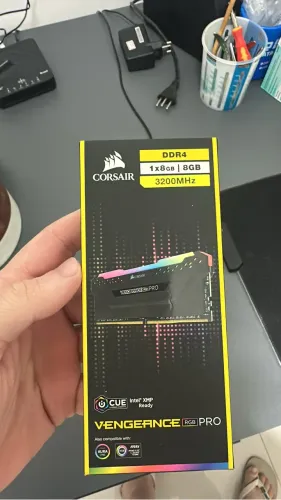 Memória ram ddr4 rbg 