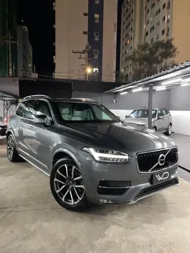 Volvo XC 90 D-5 Momentum 2.0 235cv Diesel 5P 2019