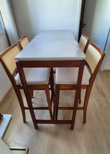 Conjunto com 4 cadeiras Bistrô Tiê CabeCasa