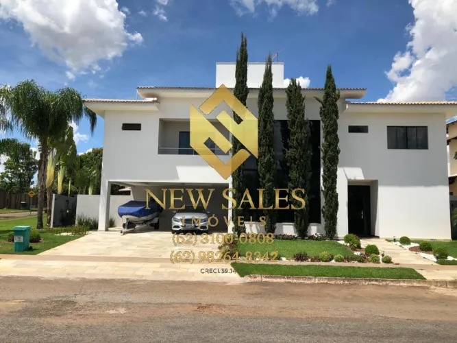 Sobrado- 3 suítes, 400m², 6 vagas de garagem- Residencial Granville