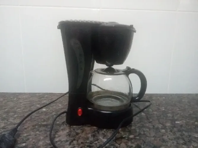 Cafeteira (Com defeito)