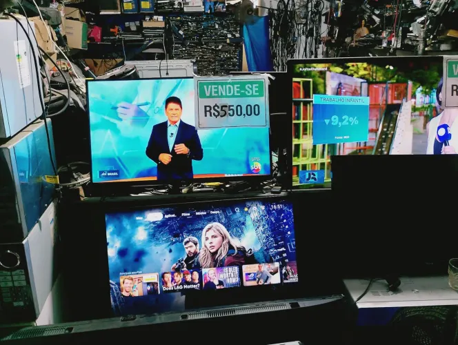 Tv 32 e 40 polegadas smart e não smart
