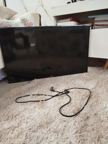 Vendo TV Samsung 32 polegadas para retirada de peças