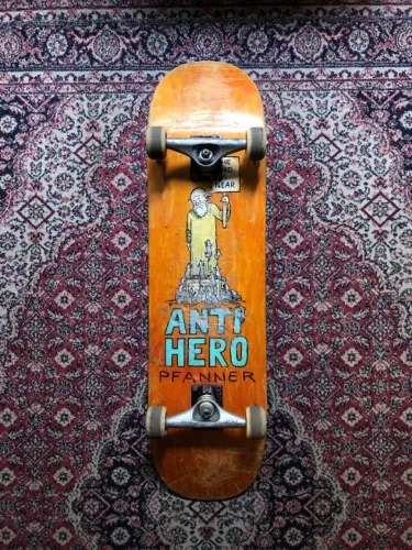 Skate completo gringo shape de maple tamanho 8,25"