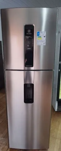 Geladeira Electrolux Frost Free IW46S 409L 127V